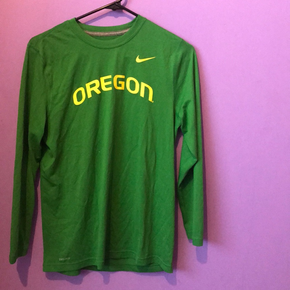 Dri-fit University of Oregon Nike shirt